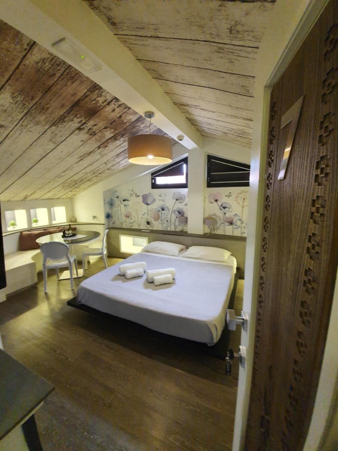 Emphasis Suites & Rooms Cagliari Kültér fotó