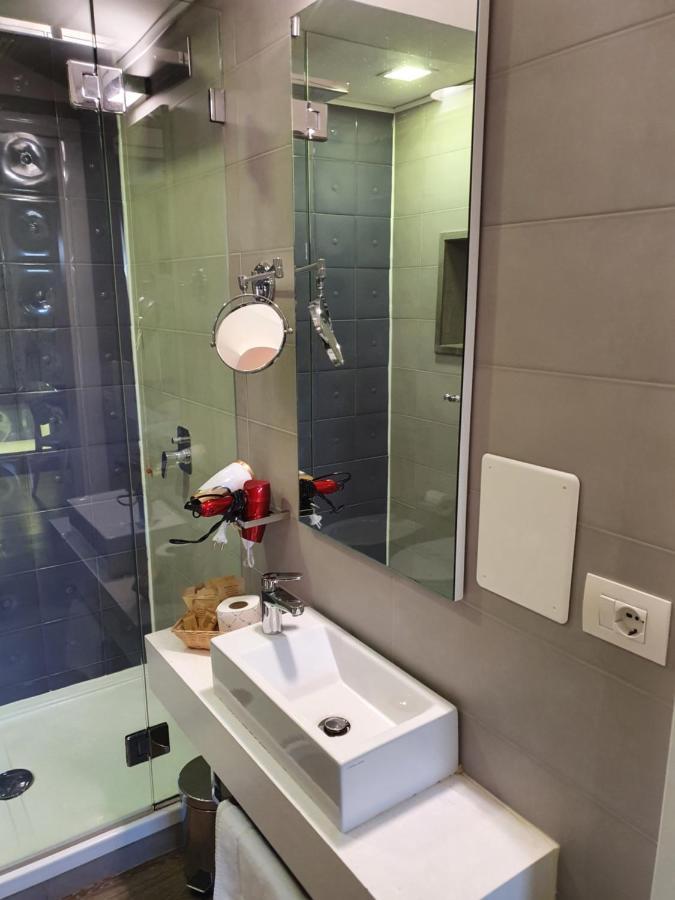 Emphasis Suites & Rooms Cagliari Kültér fotó